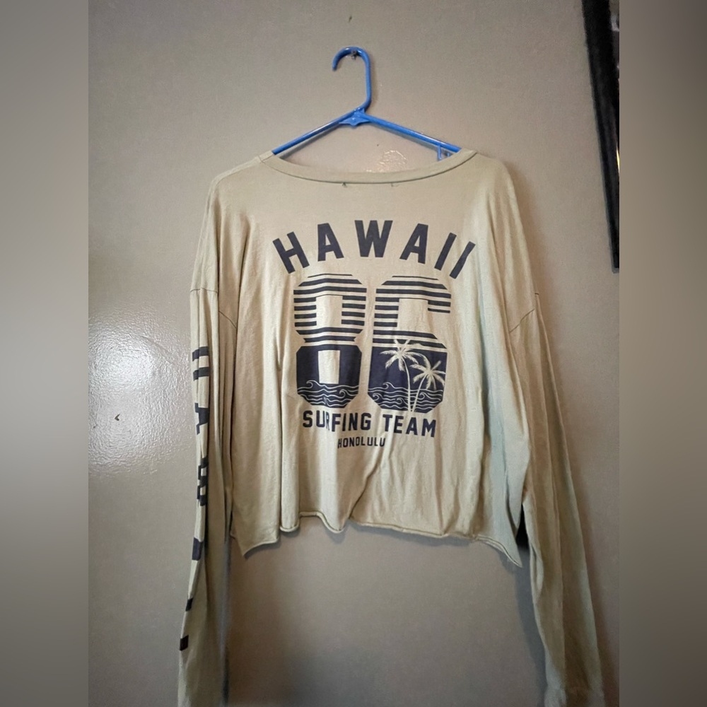 Hawaii Long Sleeve Tee